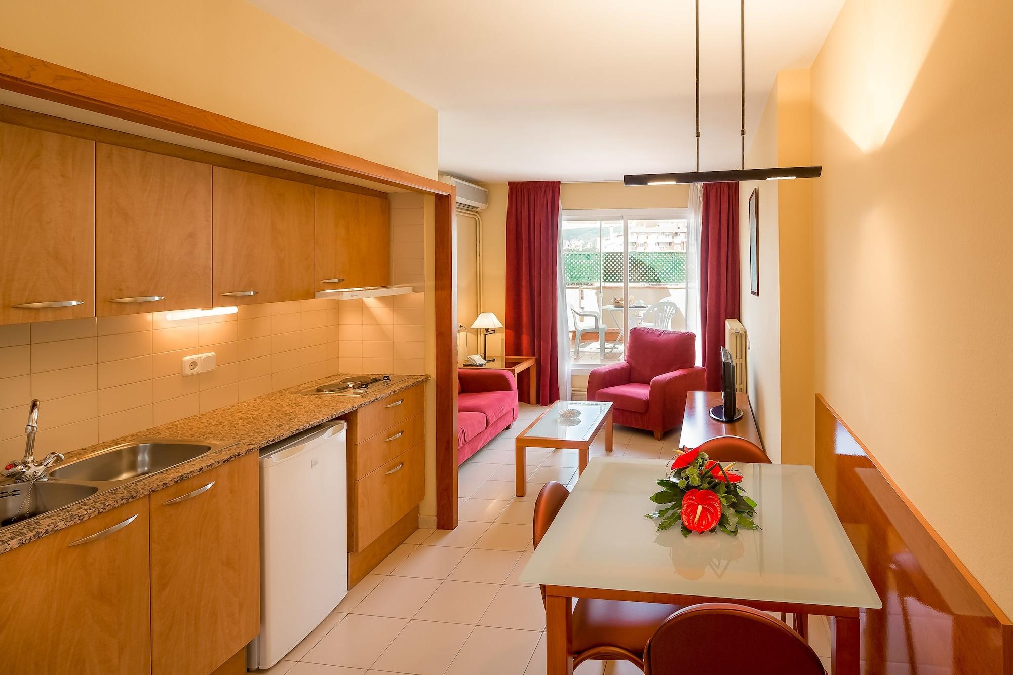 Bertrán Aparthotel 3*